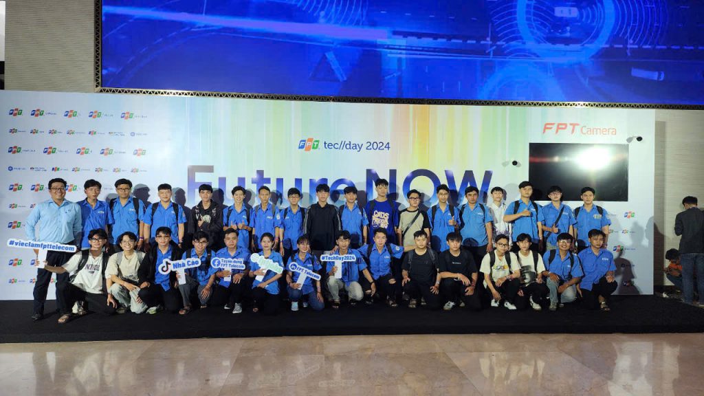 SV Điện tử truyền thông tham gia ngày hội FPT TECHDAY 2024